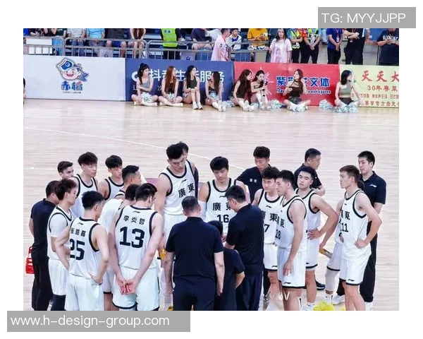 深圳篮球队最新配合技巧TOP10引领潮流展现团队默契与实力