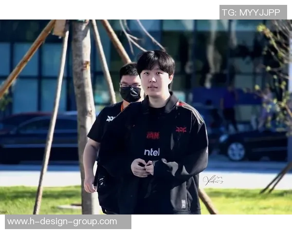 赛后复盘：FPX vs JDG的心理素质